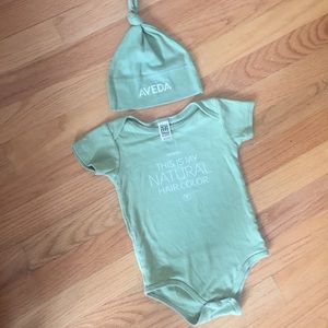 Aveda Onesie Set 🌿 12-18 Months